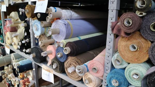 1#2438 Stock di tessuti di fibra nobile seta e misto seta in vendita - foto 175