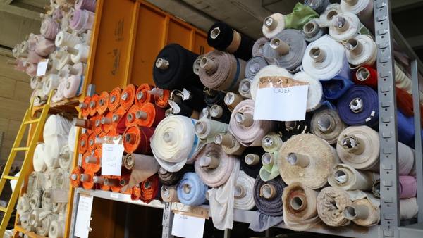 1#2438 Stock di tessuti di fibra nobile seta e misto seta in vendita - foto 181