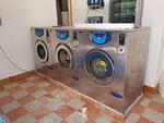 Image 11 - Imesa industrial washing machine - Lot 1 (Auction 2440)