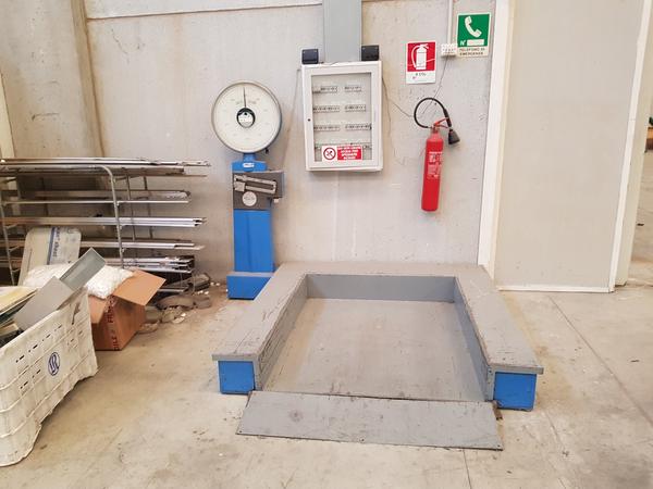 Attrezzature varie in vendita