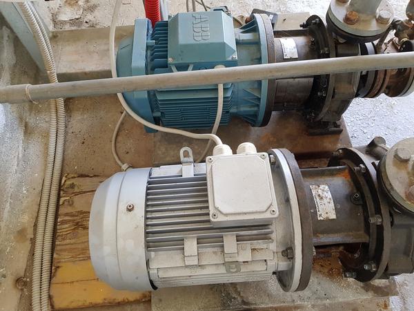 46#2442 Gruppo pompe Grundfos e manichette anticendio  in vendita - foto 7