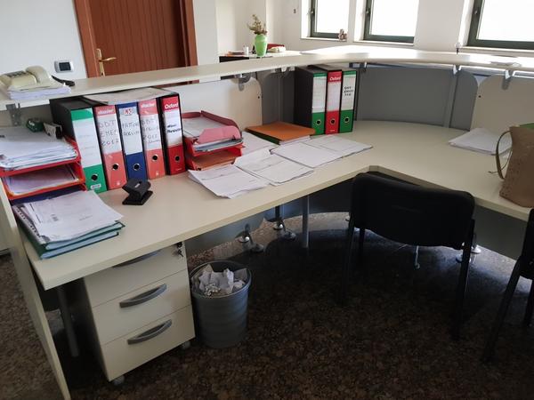 48#2442 Mobili per reception in vendita - foto 4