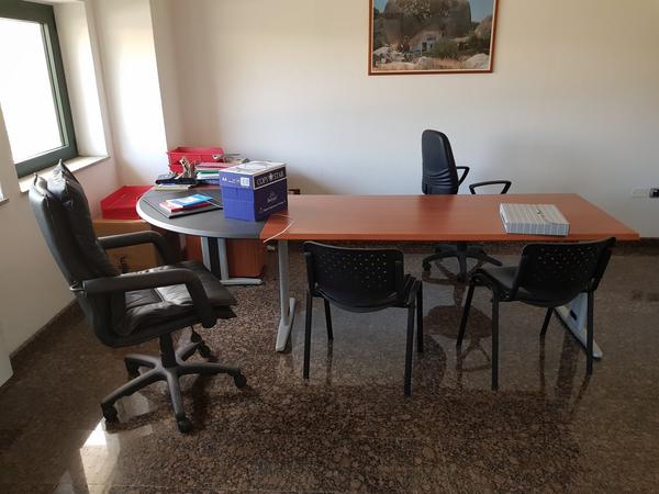48#2442 Mobili per reception in vendita - foto 17