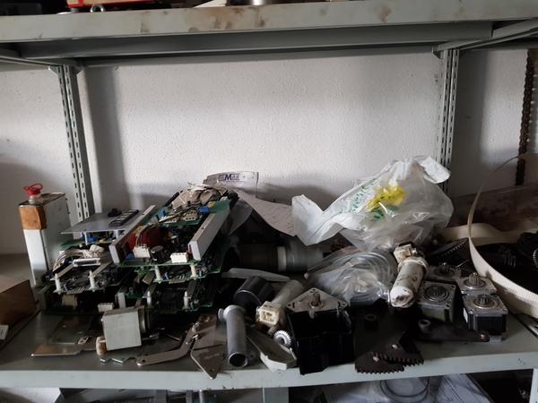 54#2442 Pezzi di ricambio in vendita - foto 9