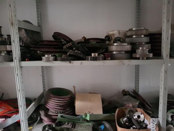 54#2442 Pezzi di ricambio in vendita - foto 24