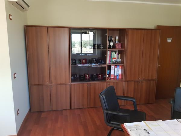 107#2447 Arredi e attrezzatura elettronica da ufficio in vendita - foto 1