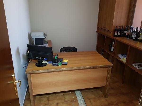 107#2447 Arredi e attrezzatura elettronica da ufficio in vendita - foto 2