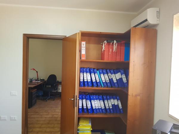 107#2447 Arredi e attrezzatura elettronica da ufficio in vendita - foto 9