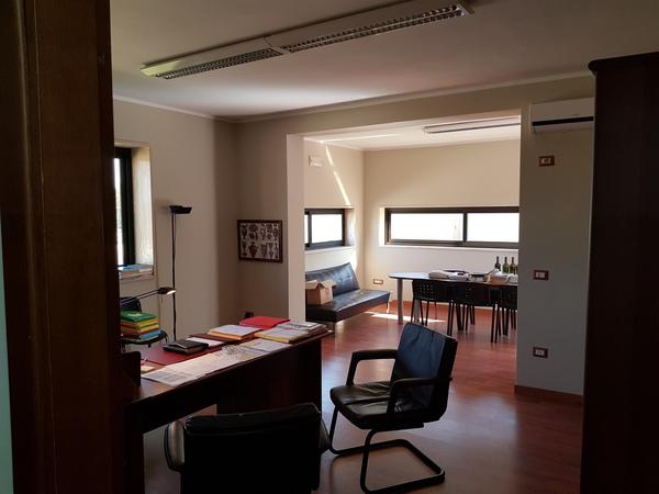 107#2447 Arredi e attrezzatura elettronica da ufficio in vendita - foto 14