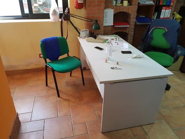 107#2447 Arredi e attrezzatura elettronica da ufficio in vendita - foto 27