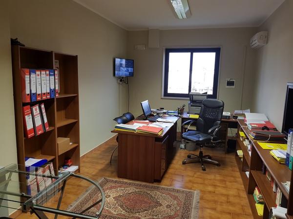 107#2447 Arredi e attrezzatura elettronica da ufficio in vendita - foto 30