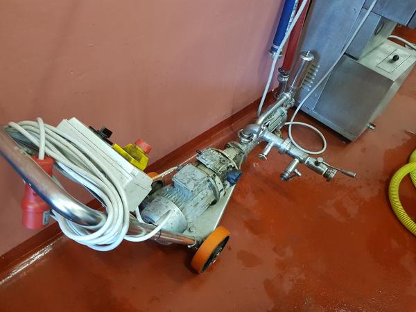 29#2447 Pompe enologiche Motovario e Lafert in vendita - foto 6