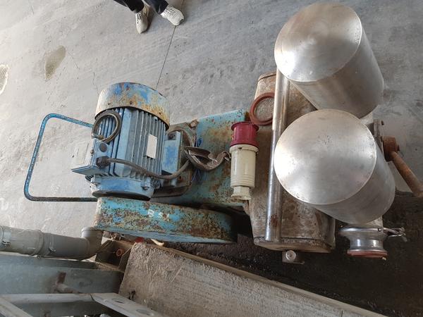 29#2447 Pompe enologiche Motovario e Lafert in vendita - foto 11
