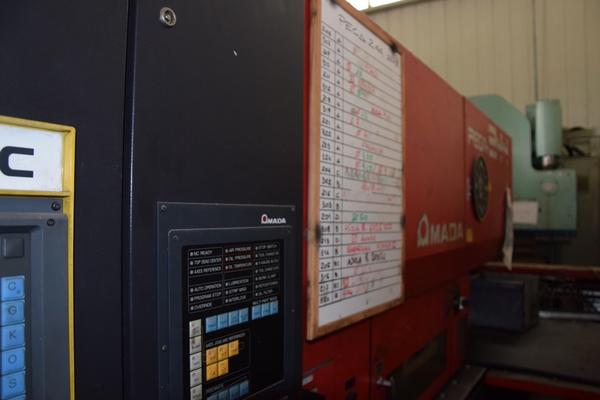 1#2449 Punzonatrice CNC Amada Pega 244 in vendita - foto 14