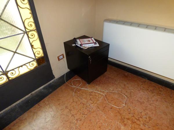 100#2451 Arredamento da ufficio in vendita - foto 4