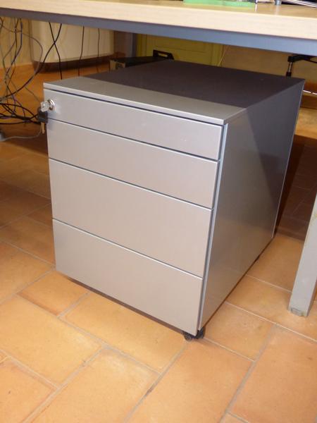 15#2451 Attrezzatura elettronica per ufficio in vendita - foto 4