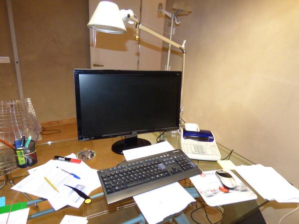 33#2451 Attrezzature elettroniche da ufficio in vendita - foto 1