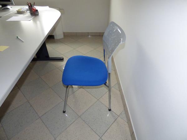 41#2451 Arredi e attrezzatura ufficio in vendita - foto 2