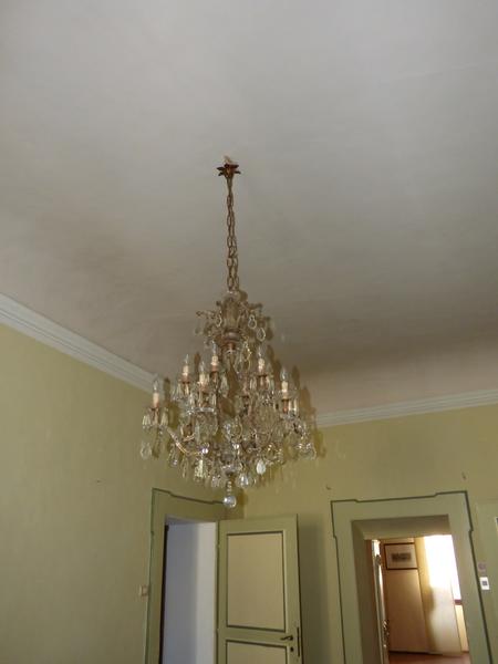 5#2451 Lampadario in cristallo e tavolo in vendita - foto 1