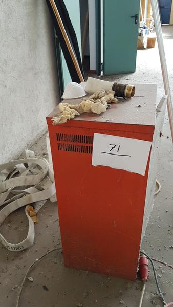 71#2457 Carica batterie Power Gen in vendita - foto 6