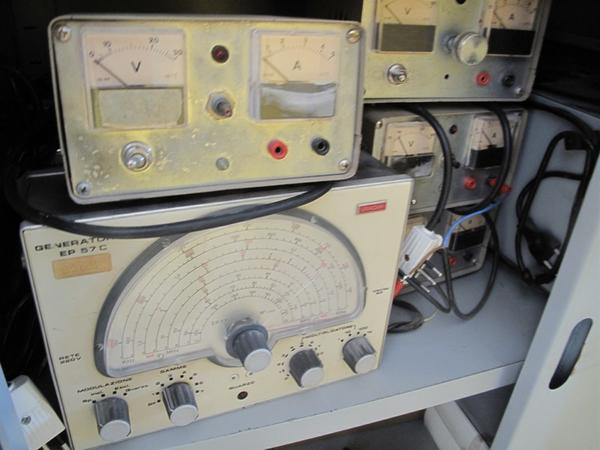 12#2503 Stock di attrezzature didattiche per elettronica in vendita - foto 10