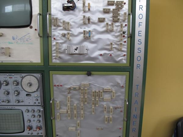 12#2503 Stock di attrezzature didattiche per elettronica in vendita - foto 26