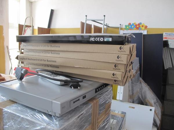 17#2503 Stock di arredi ed attrezzature per aula di informatica in vendita - foto 12