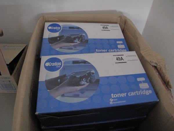 7#2503 Stock di arredi ed attrezzature da ufficio oltre materiale da cancelleria in vendita - foto 23