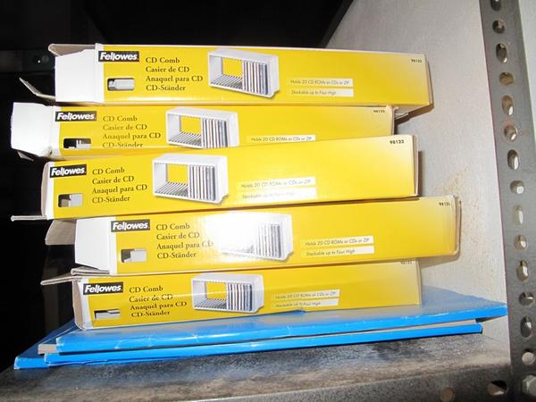 7#2503 Stock di arredi ed attrezzature da ufficio oltre materiale da cancelleria in vendita - foto 35