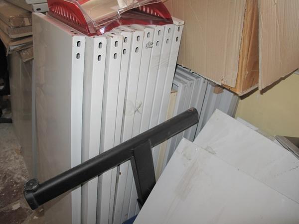 7#2503 Stock di arredi ed attrezzature da ufficio oltre materiale da cancelleria in vendita - foto 36
