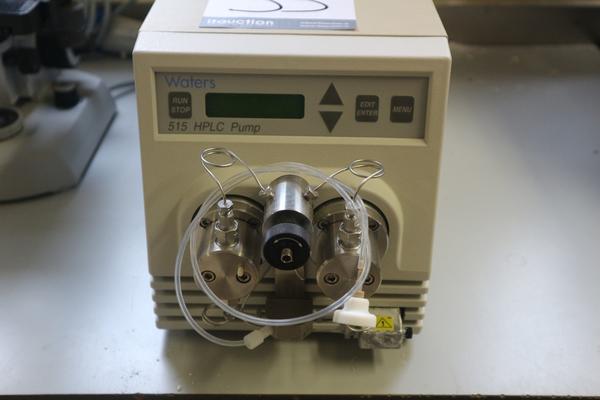 33#2541 Strumento Waters 515 HPLC Pump in vendita - foto 3