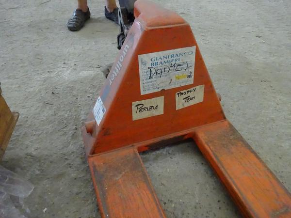 1#2557 Stock componenti trofei e transpallet in vendita - foto 14
