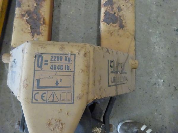 1#2557 Stock componenti trofei e transpallet in vendita - foto 16