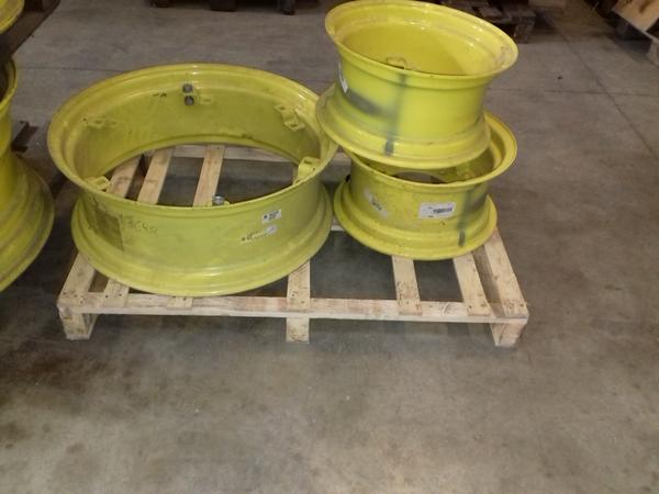 18#2560 Cerchioni originali John Deere in vendita - foto 1