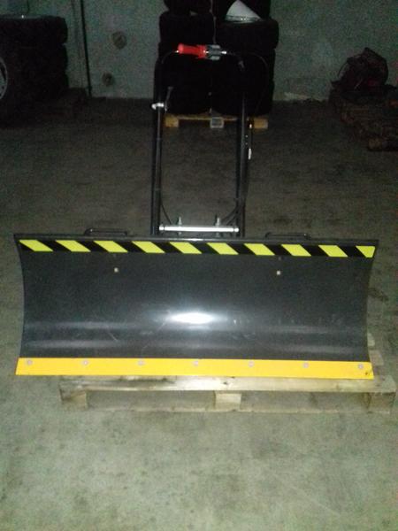 6#2560 Lama spazzaneve completa di attacco in vendita - foto 1