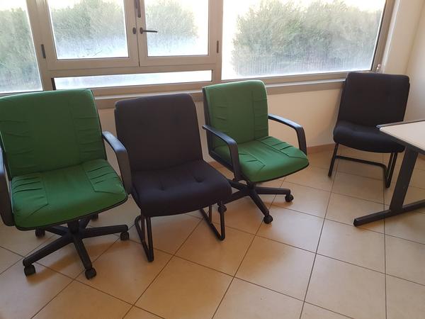 1#2563 Attrezzatura elettroniche e arredi ufficio in vendita - foto 4
