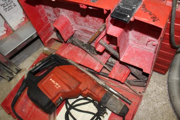 2#2574 Perforatrice e scanalatrice Hilti in vendita - foto 9