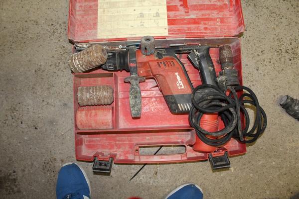2#2574 Perforatrice e scanalatrice Hilti in vendita - foto 11