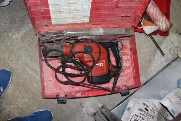 2#2574 Perforatrice e scanalatrice Hilti in vendita - foto 22