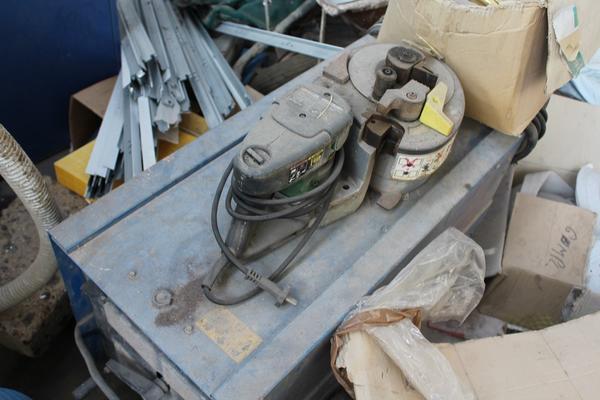 2#2574 Perforatrice e scanalatrice Hilti in vendita - foto 38