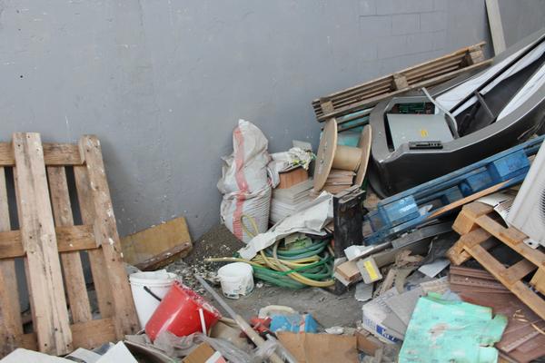 3#2574 Trapano a colonna Nutol e materiale di risulta in vendita - foto 17