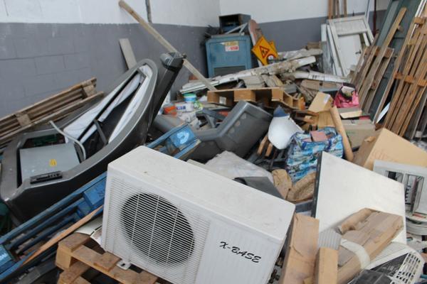 3#2574 Trapano a colonna Nutol e materiale di risulta in vendita - foto 19