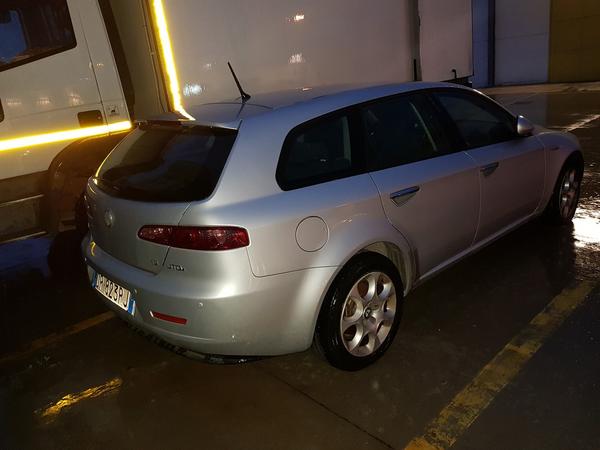 31#2595 Automobile Alfa Romeo 159 sportwagon in vendita - foto 4