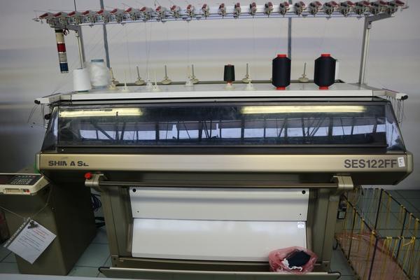 1#2610 Azienda dedita alla produzione e commercio di abbigliamento in vendita - foto 10