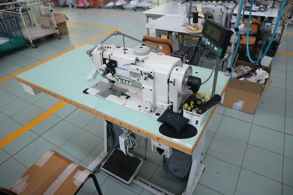 1#2610 Azienda dedita alla produzione e commercio di abbigliamento in vendita - foto 14