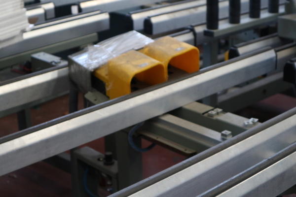 1#2617 Centro di lavoro e Troncatrice doppia testa Emmegi in vendita - foto 39