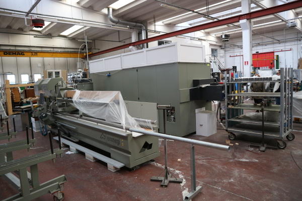 1#2617 Centro di lavoro e Troncatrice doppia testa Emmegi in vendita - foto 41