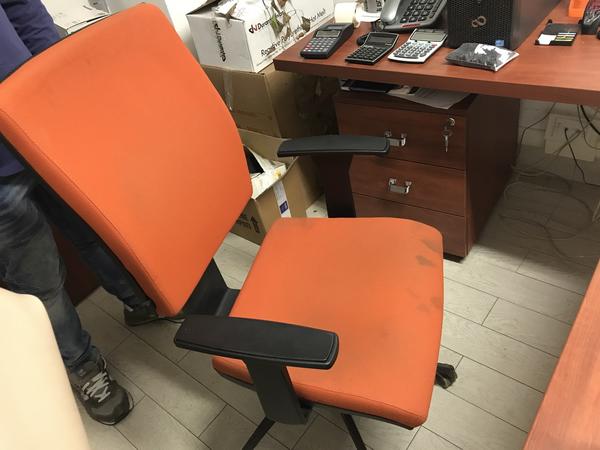 1#2621 Attrezzature elettroniche e arredi ufficio in vendita - foto 3