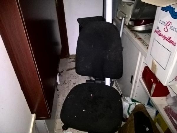 1#2630 Materiale per impianti elettrici e attrezzatura ufficio in vendita - foto 7