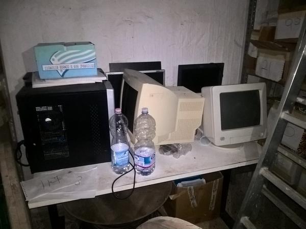 1#2630 Materiale per impianti elettrici e attrezzatura ufficio in vendita - foto 12